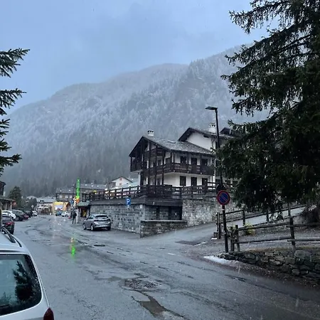 아파트 Raffinatezza A 50 M Dalle Piste 샴폴루크