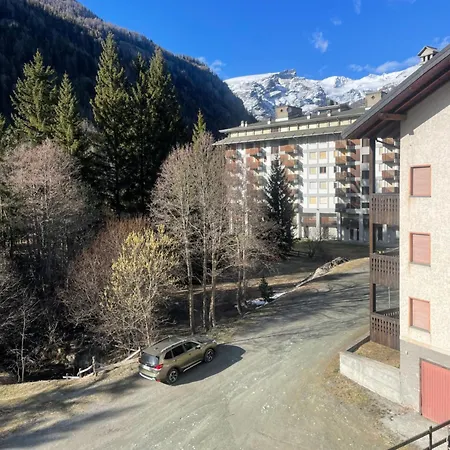 Raffinatezza A 50 M Dalle Piste * Champoluc