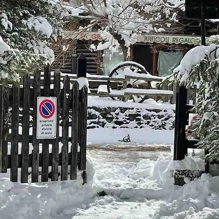 Raffinatezza A 50 M Dalle Piste * 샴폴루크