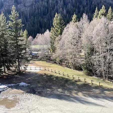 Raffinatezza A 50 M Dalle Piste 아파트
