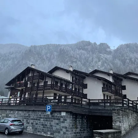 Raffinatezza A 50 M Dalle Piste Apartamento *