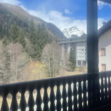Appartamento Raffinatezza A 50 M Dalle Piste